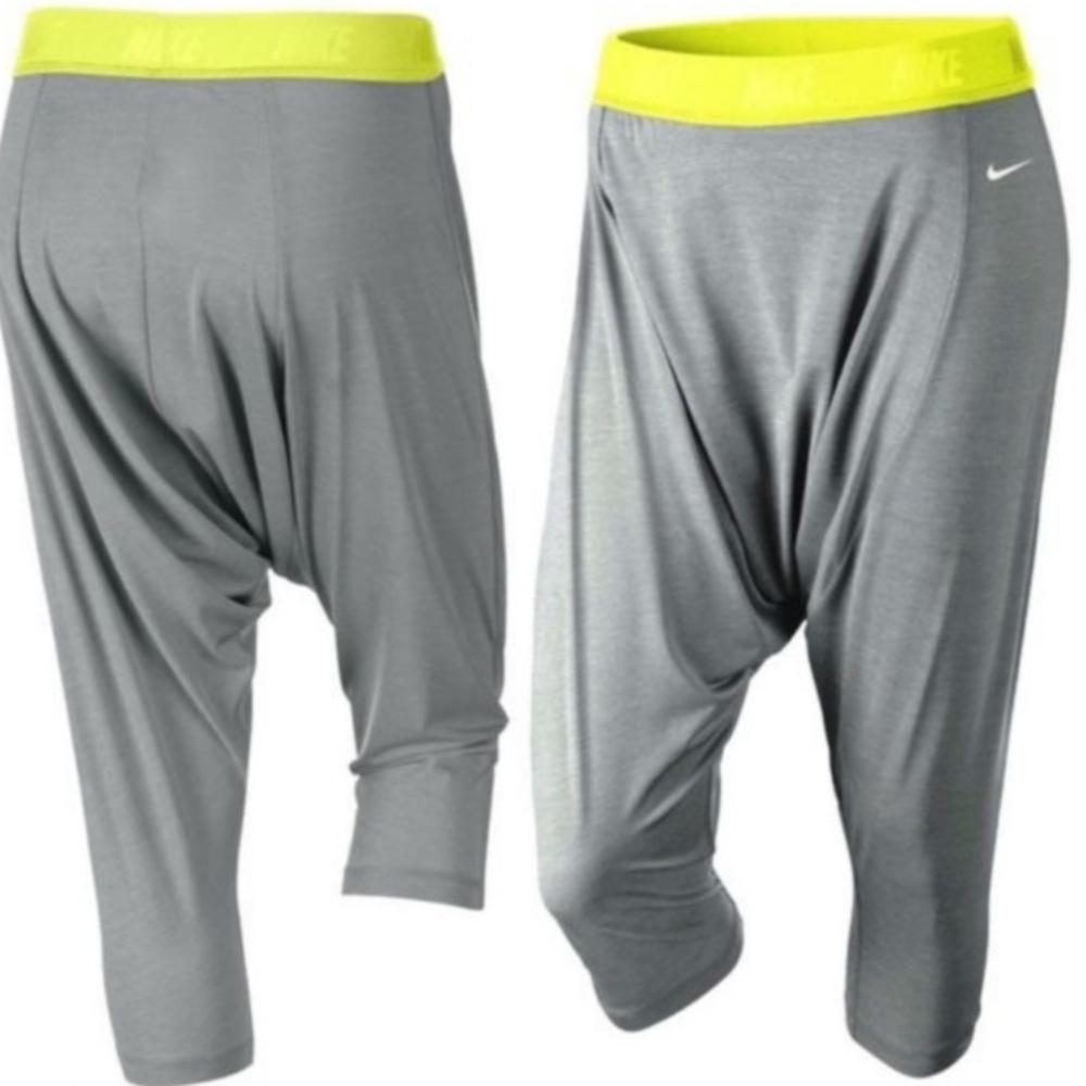 NWT Nike Dri-Fit Womens Harem Dance Pants, Medium